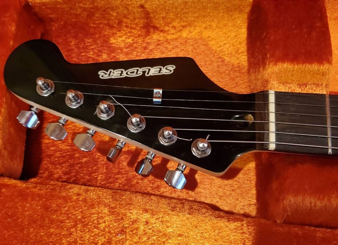 セルダー 【Selder】ストラト 黒 エレキギター SSH