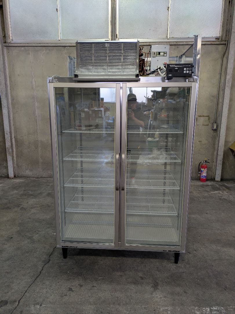 引取り限定　中古品　現状渡しリーチイン冷凍ショーケース　FS-120A3-2