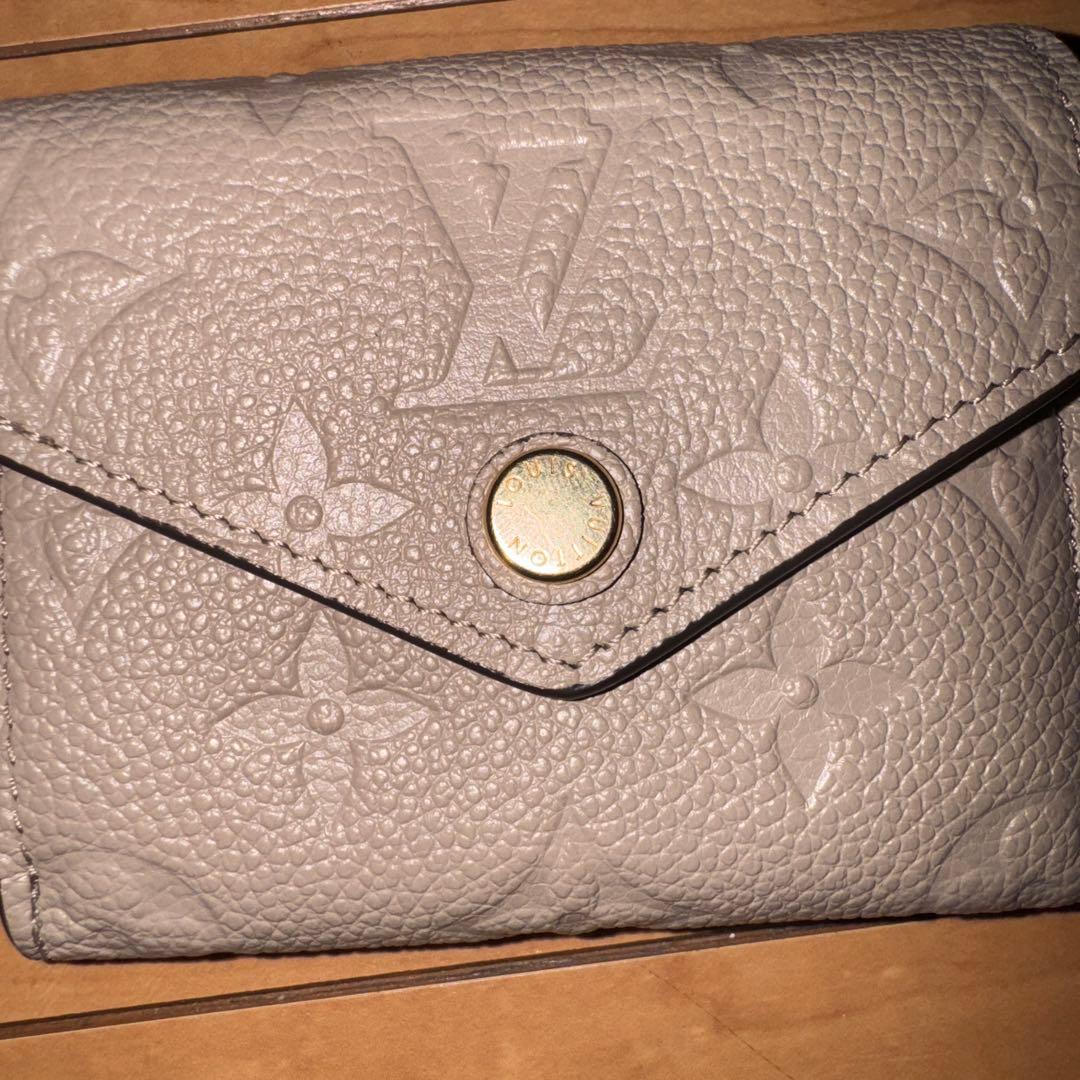 Louis Vuitton 三つ折り財布 グレー