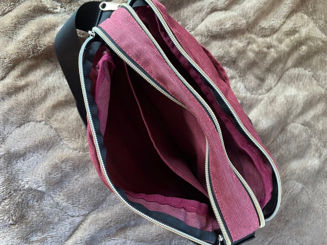 ballaholicショルダーバッグ