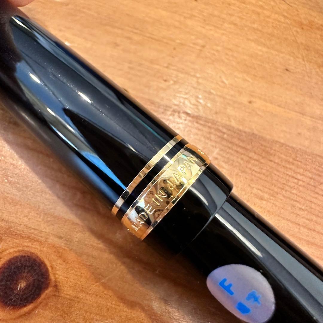 PILOT 万年筆 カスタム742 細字F ブラック