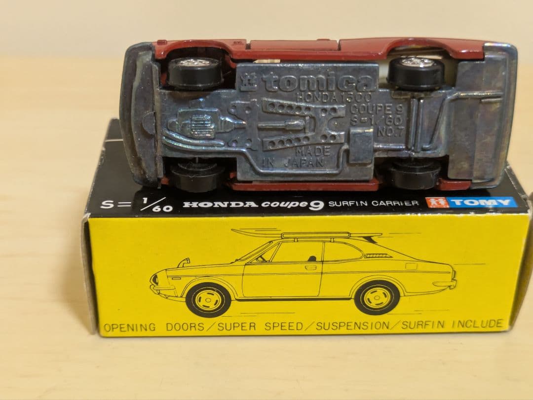 トミカ ミニカー 黒箱48 青 & 49 赤 セット　　当時物入手困難