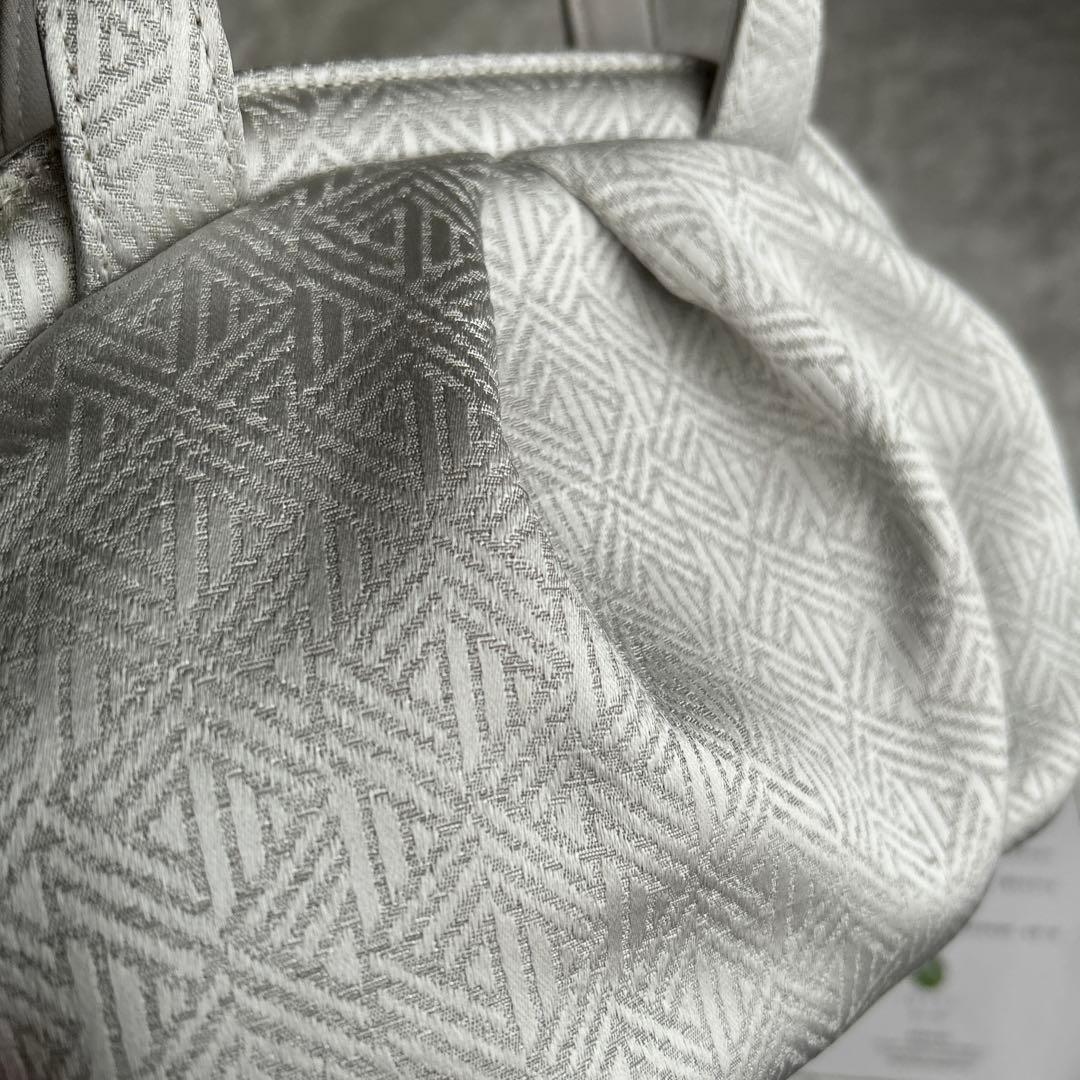 IWASA きものすなお×岩佐　タッセル　ハンドバッグ　銀鈴　GINRIN