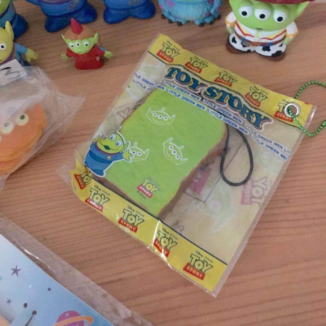 トイ・ストーリー　ウッディ　バズ　リトルグリーンメン　フィギュア　ぬいぐるみ