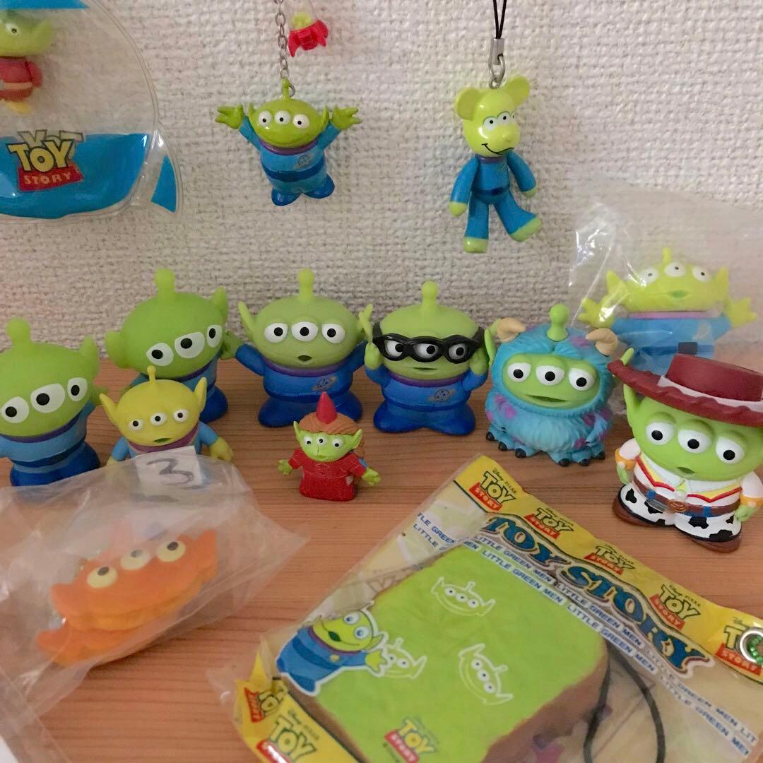 トイ・ストーリー　ウッディ　バズ　リトルグリーンメン　フィギュア　ぬいぐるみ