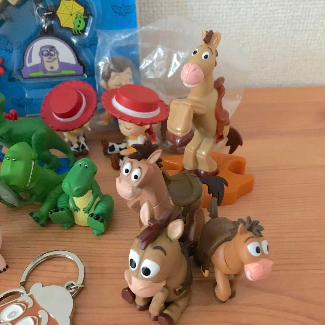 トイ・ストーリー　ウッディ　バズ　リトルグリーンメン　フィギュア　ぬいぐるみ