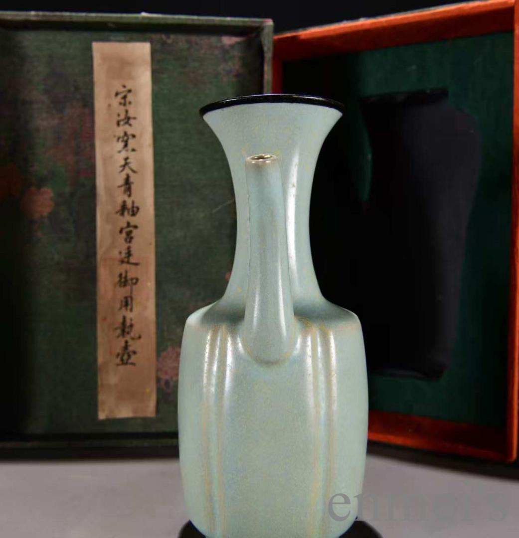中国古美術 宋・汝窯 天青釉 執壺 青磁 古陶磁 骨董品 唐物 時代物 箱付き