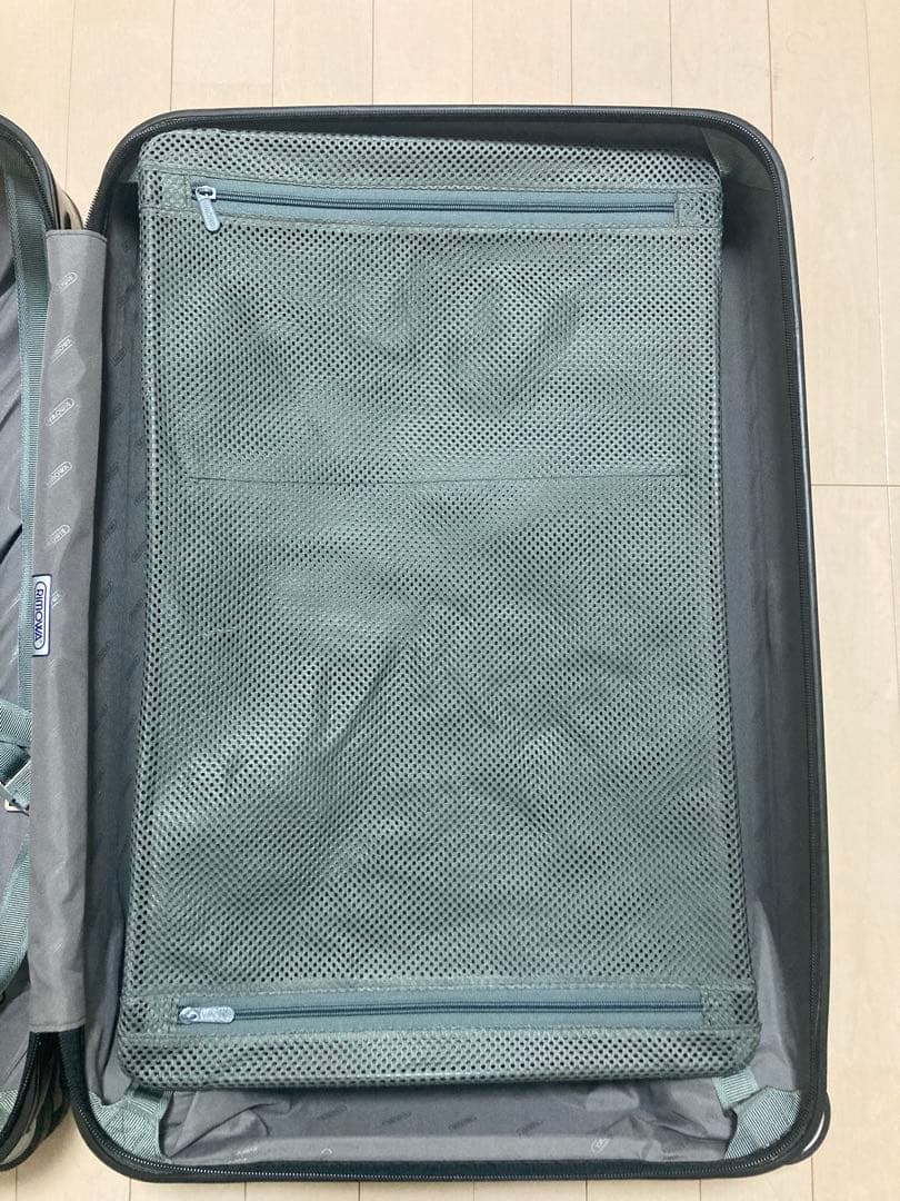 美品　リモワ サルサ キャリーケース 4輪