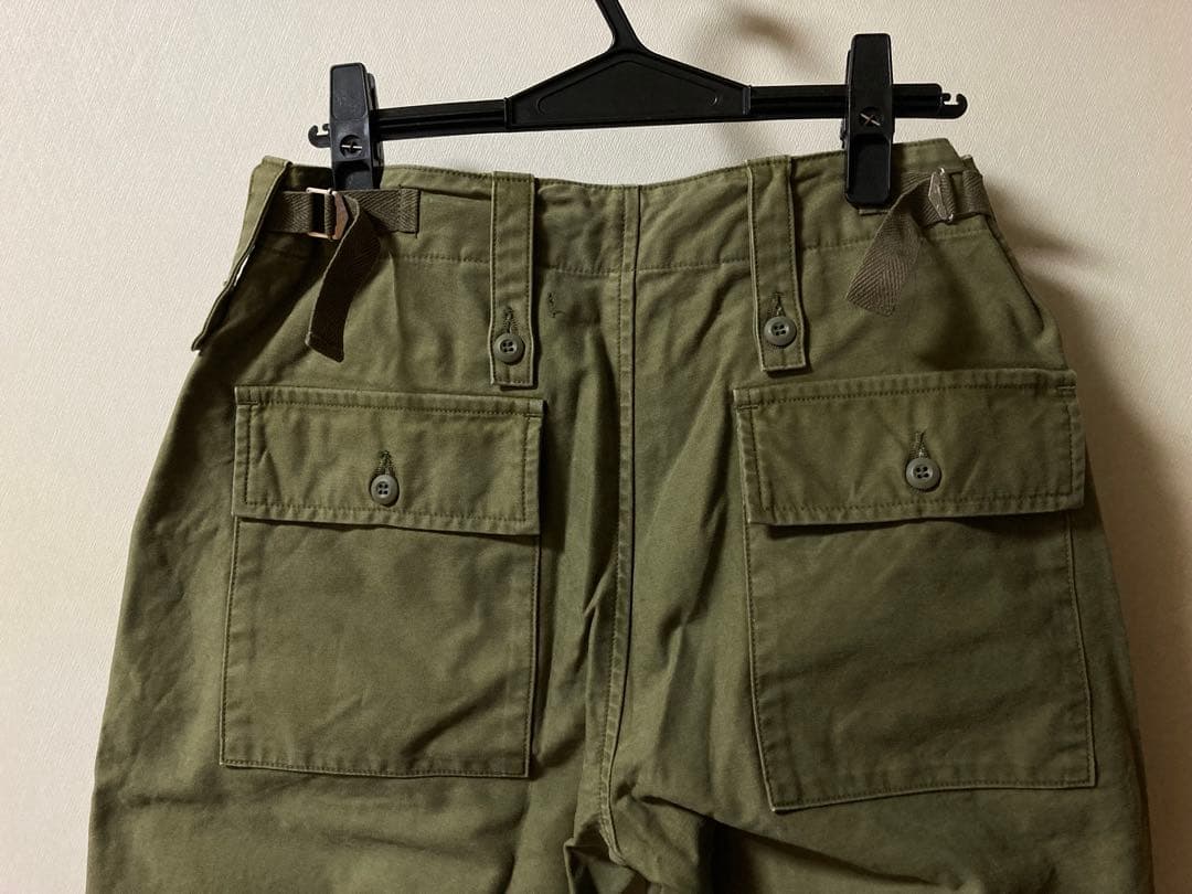 ハグオーワー クロス&クロス　ベイカーパンツ