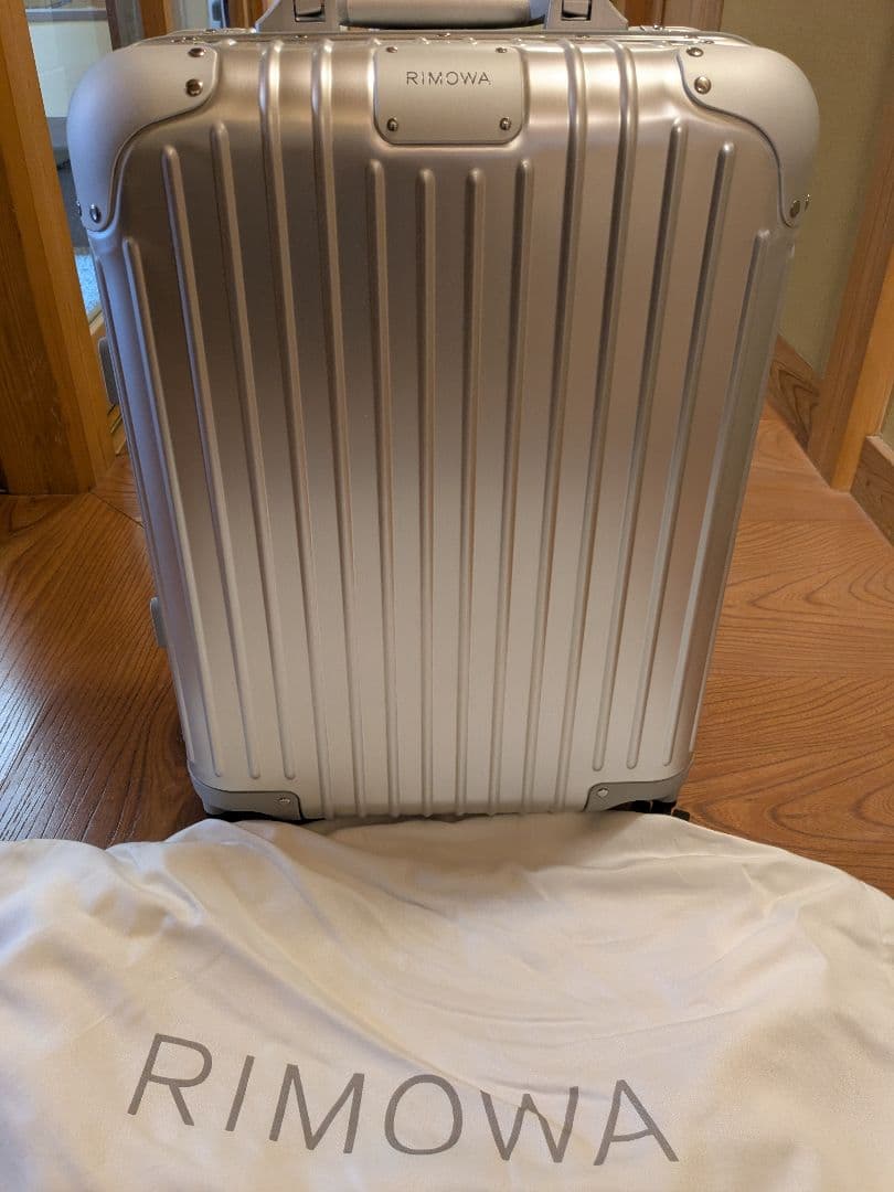 RIMOWA キャビン S シルバー