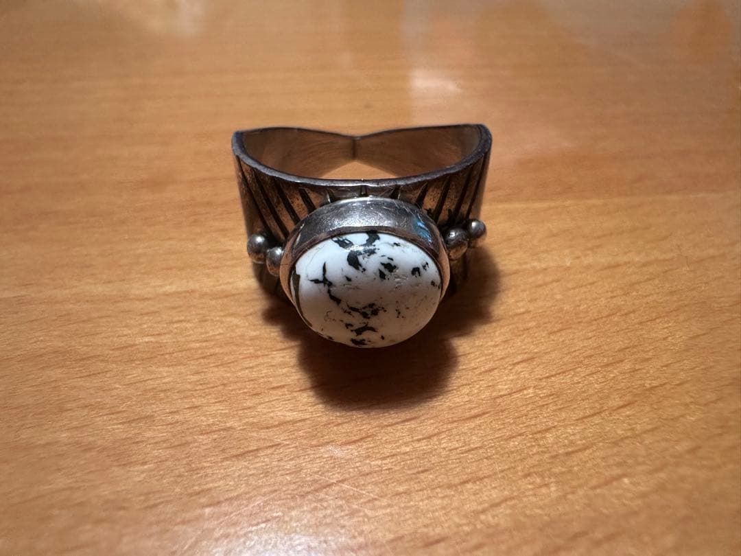 J. Begay ナバホ族 ホワイトバッファローリング