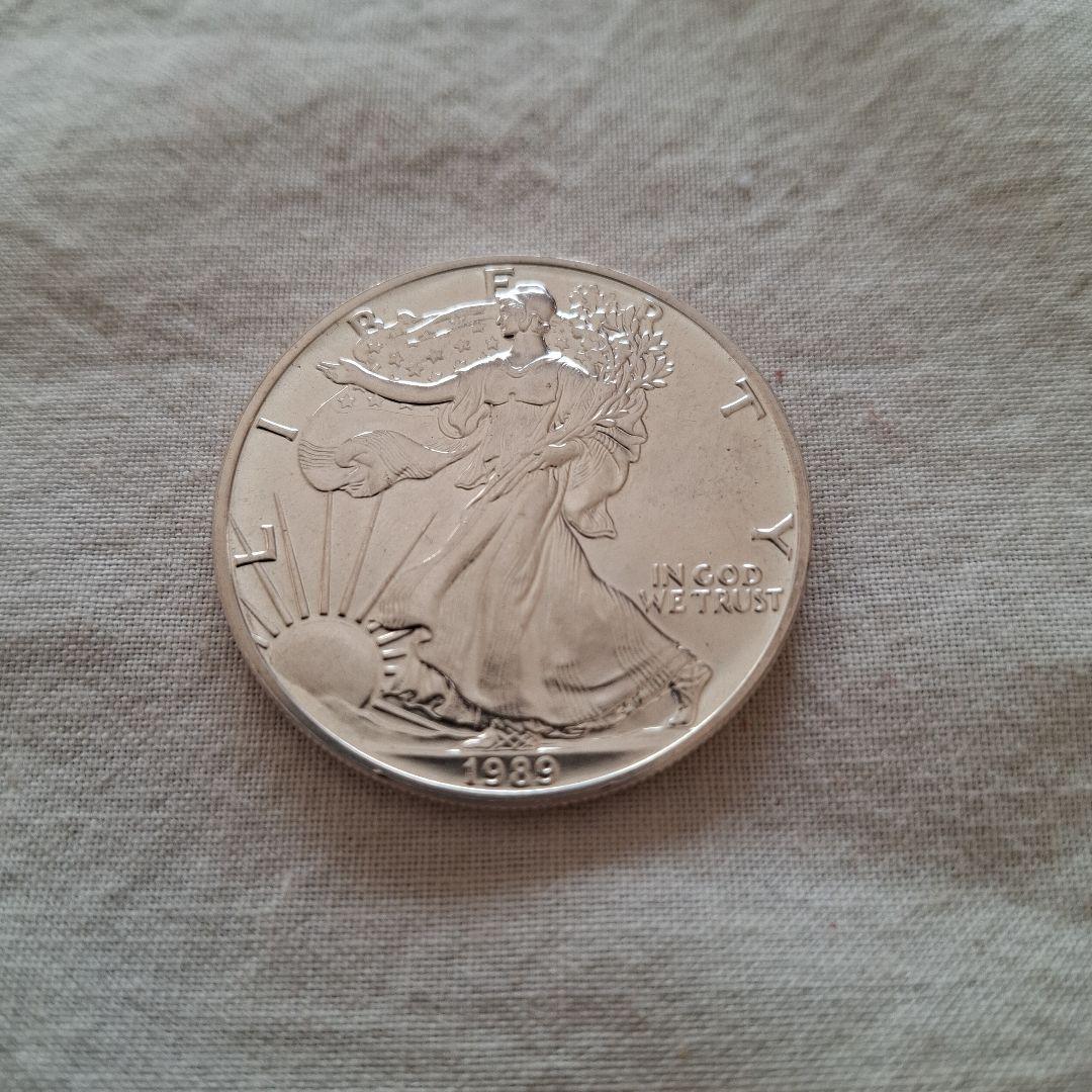 アメリカ、銀貨、2022年イーグル銀貨(1オンス、銀99％)