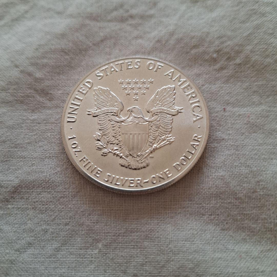 アメリカ、銀貨、2022年イーグル銀貨(1オンス、銀99％)