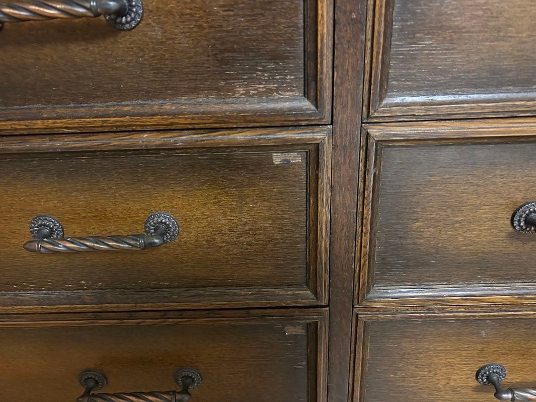 アンティーク　チェスト