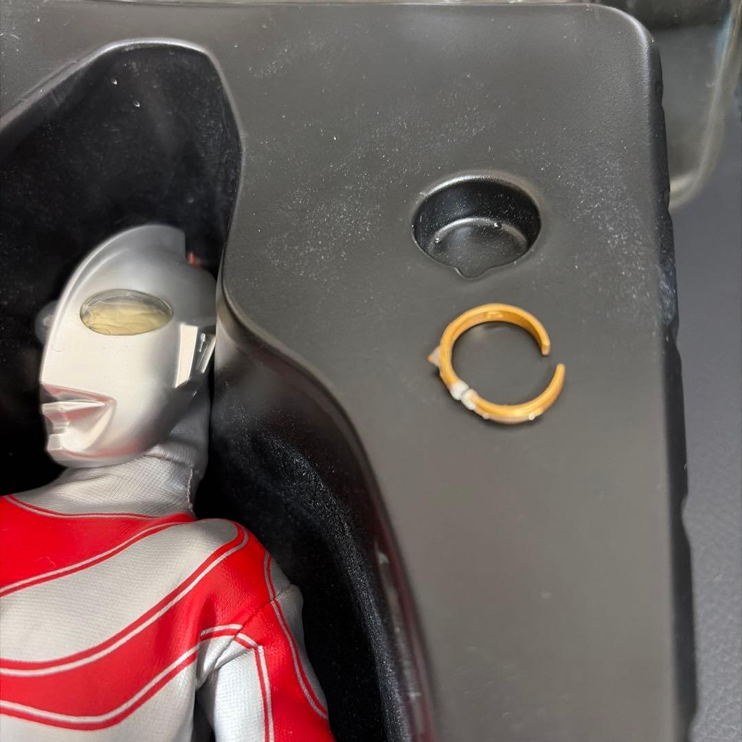 RAH帰ってきたウルトラマン　破損あり