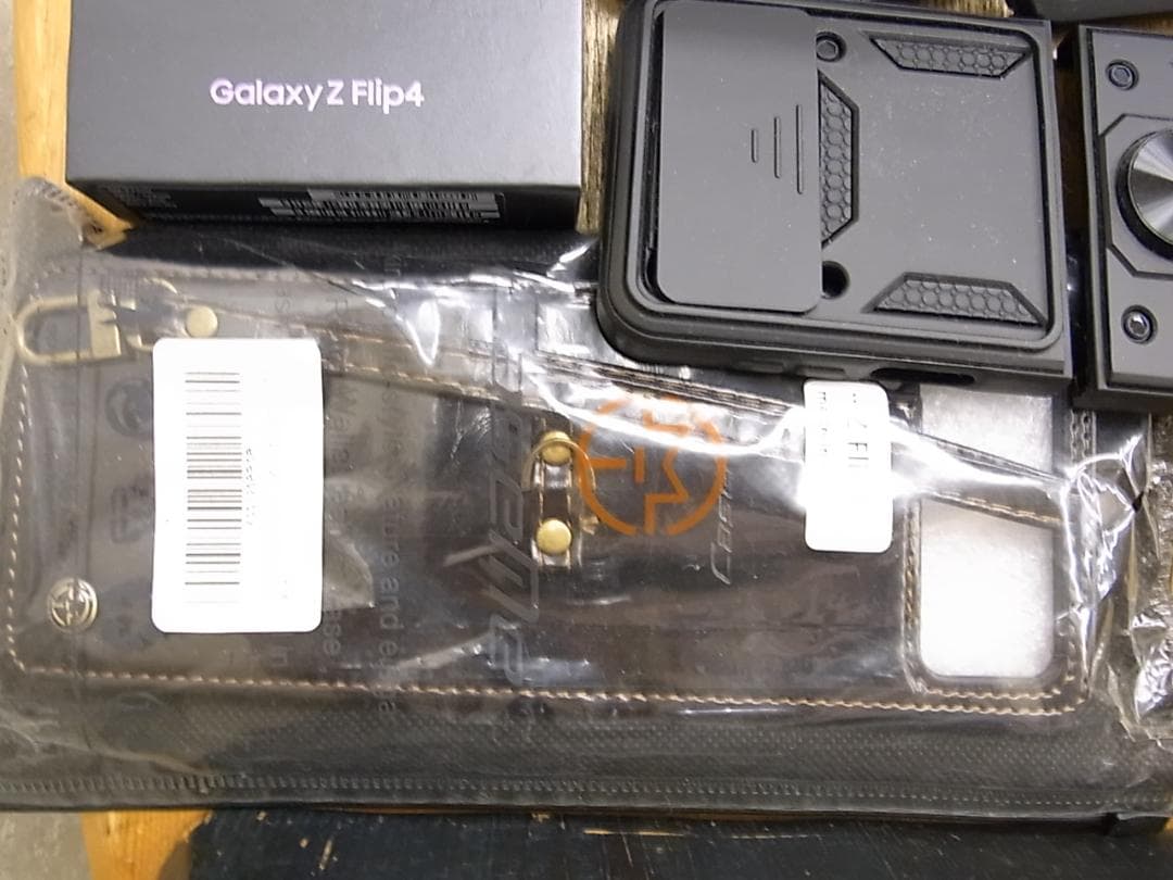 Samsung Galaxy Z Flip 4 5G SM-F7210 香港版