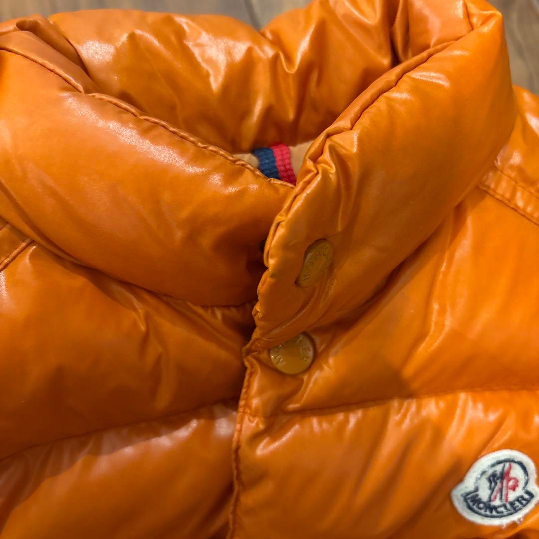 モンクレール　キッズ　ダウンベスト