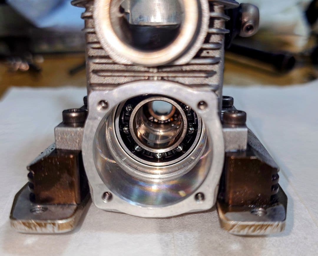 O.S. MAX 21XR-B Ver.2 エンジン