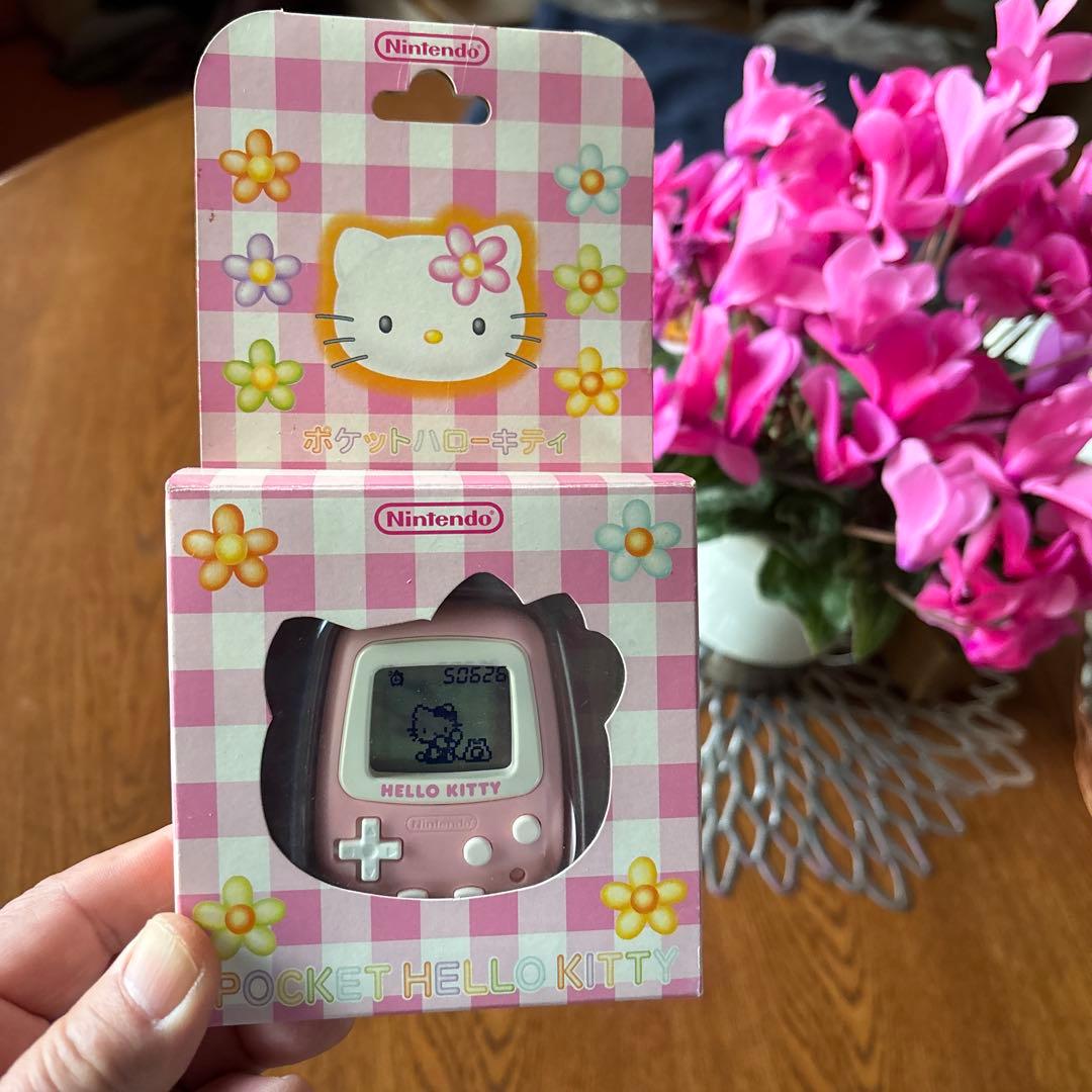 【新品✨️未開封】任天堂　ポケットハローキティ 万歩計