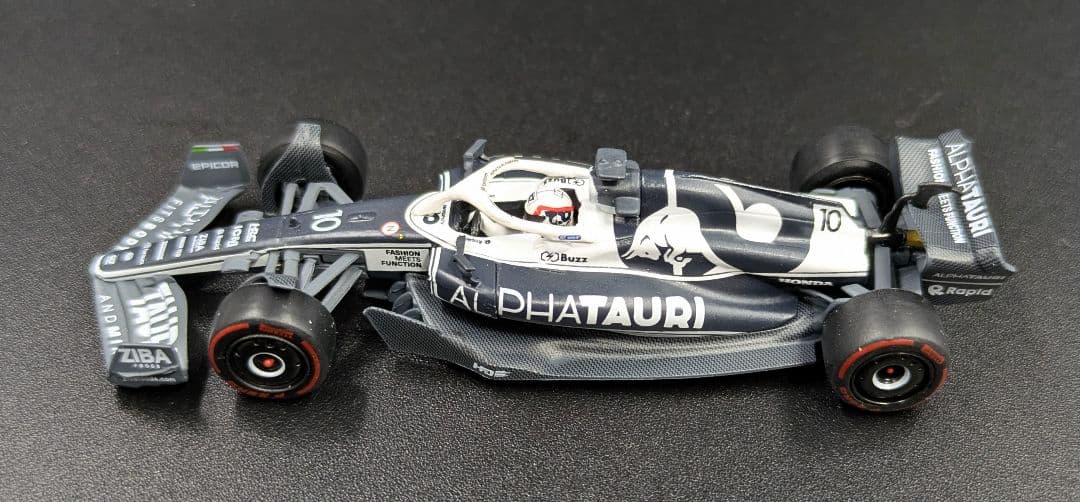 ミニカー MINI GT AlphaTauri AT03 #10 Pierre Gasly