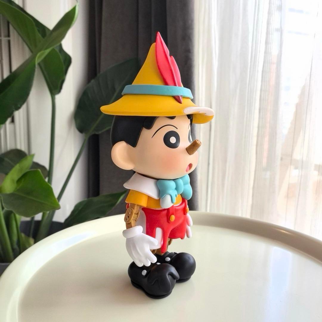 クレヨンしんちゃん ピノキオ フィギュア 帽子付き約26cm