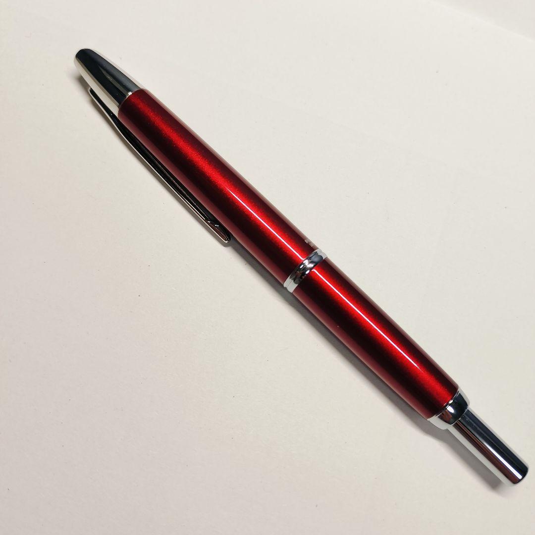 キャップレス デシモ レッド M (中字) PILOT