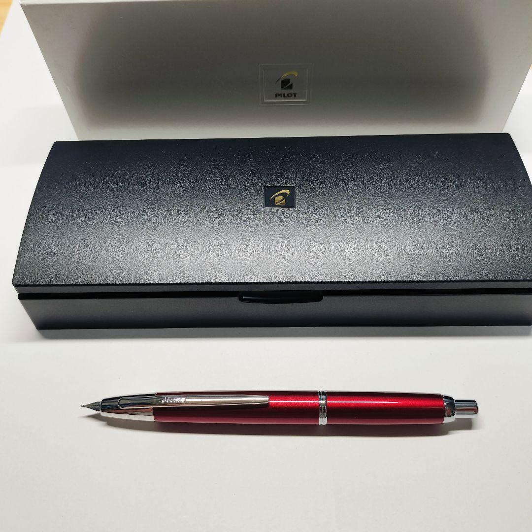 キャップレス デシモ レッド M (中字) PILOT