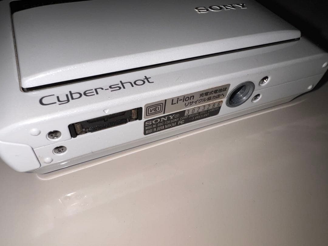 SONY デジタルカメラ Cyber-shot ソニー DSC-T20 本体のみ