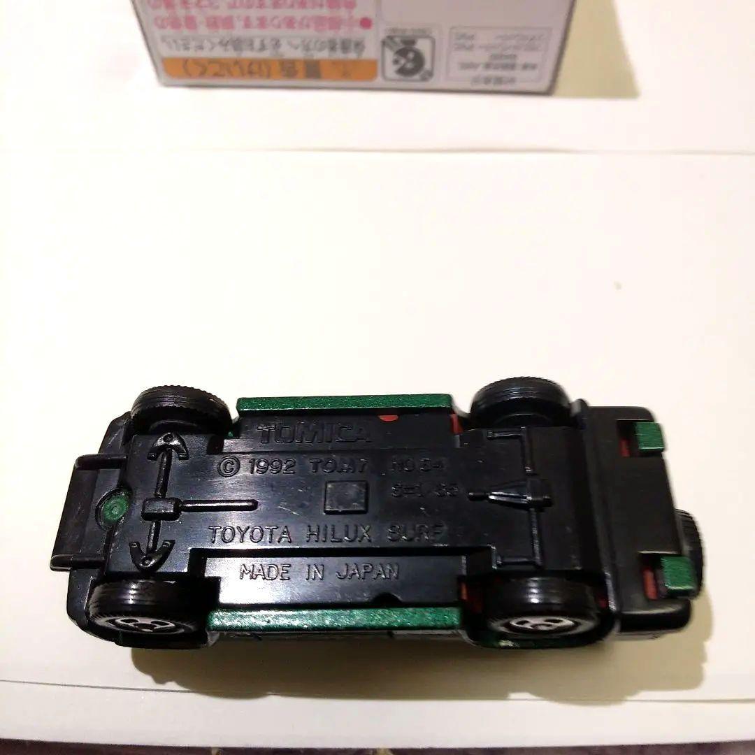 ♦トミカ日本製♦️☆赤箱☆黒箱☆赤箱☆美品☆ハイラックスサーフ♦☆
