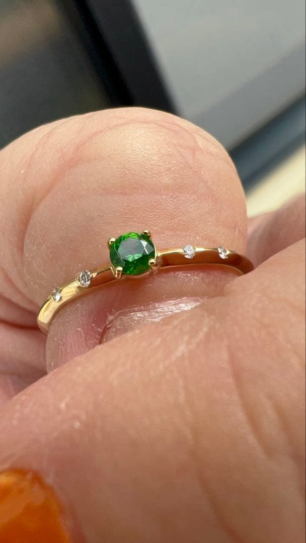 ホーステール入り デマントイドガーネット リング k18 YG 11号