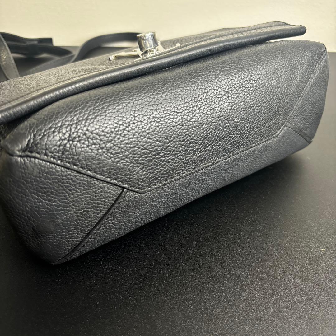 美品 LOUIS VUITTON ロックミー2BB 2way ショルダーバッグ