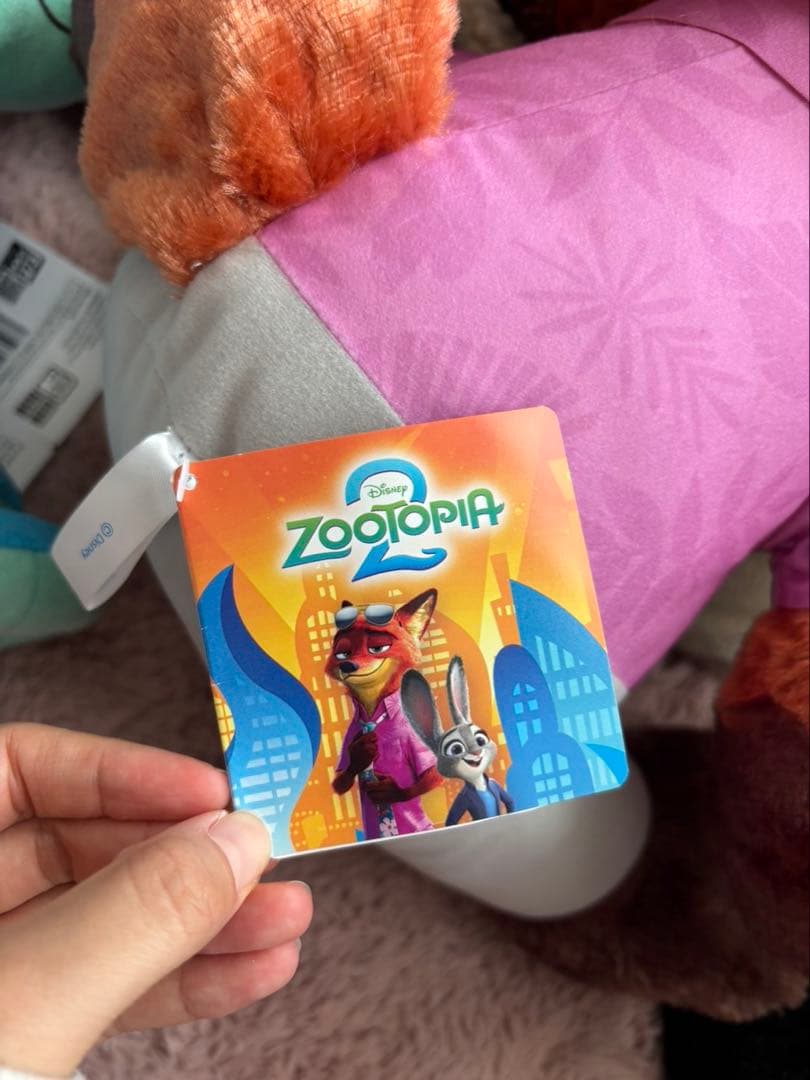 ズートピア2 スーパーラージぬいぐるみ　ニック・ジュディ・ゲイリー
