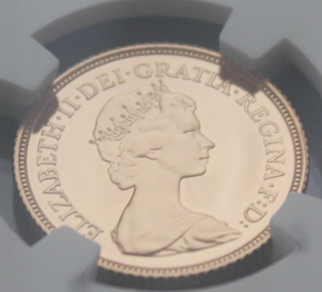 1984年イギリス エリザベス2世 1/2ソブリン金貨 NGC PF70DCAM