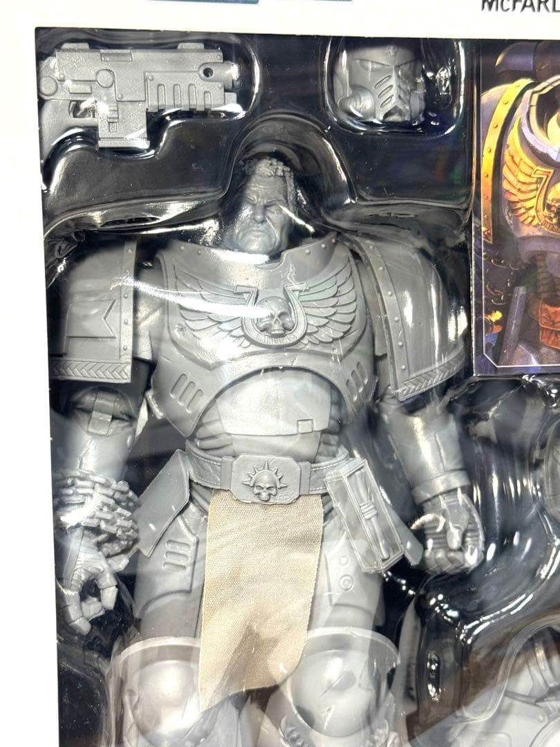 マクファーレントイズ ウォーハンマー 40000 ウルトラマリーン タイタス