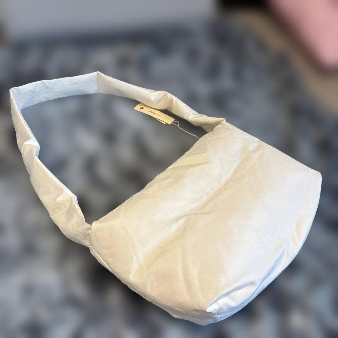 ヨーガンレール ダウン　ショルダーバッグ