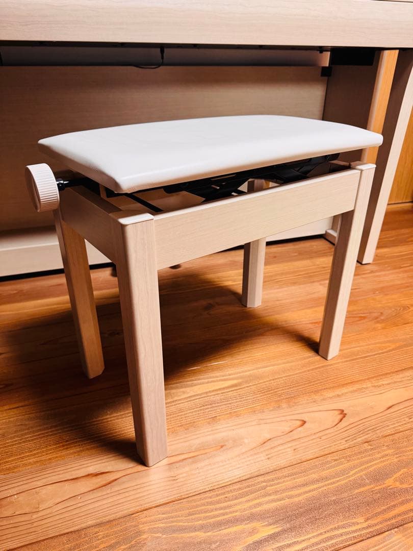 YAMAHA クラビノーバ CLP-735（ホワイトアッシュ調）