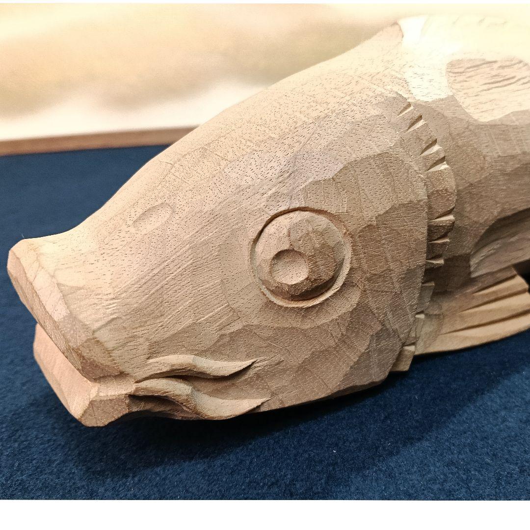 AO59 横山一夢作 井波彫刻 鯉 木彫彫刻 共箱 共布 略歴 栞 木芸