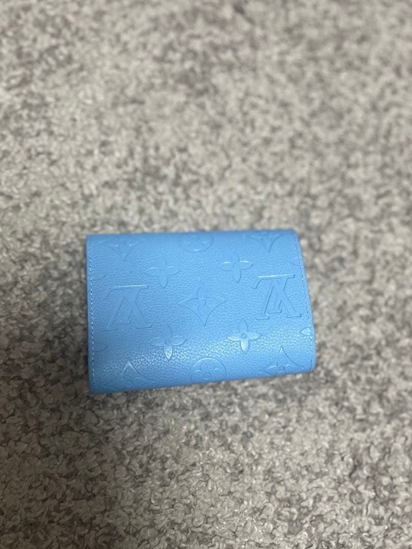 ルイヴィトン LOUIS VUITTON 財布