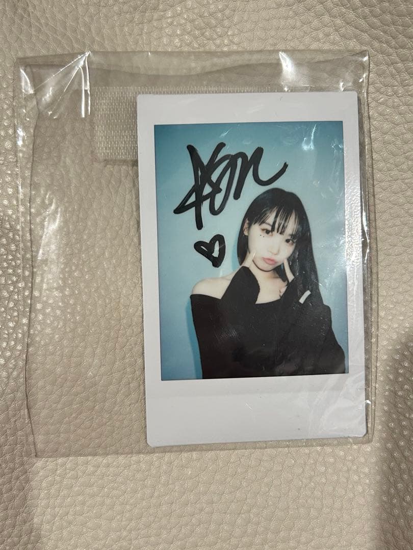 LE SSERAFIM チェウォン　直筆チェキ　アール