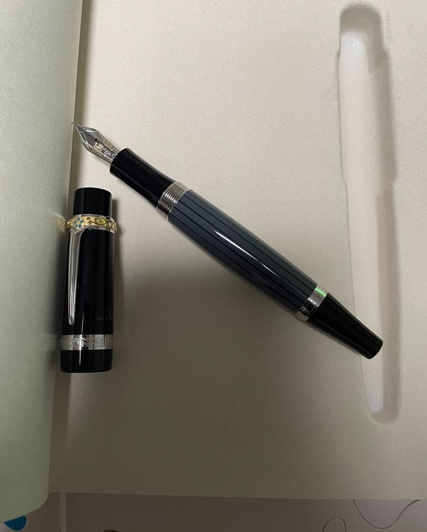 Mont blanc 作家シリーズ限定品 \"Honoré de Balzac\"