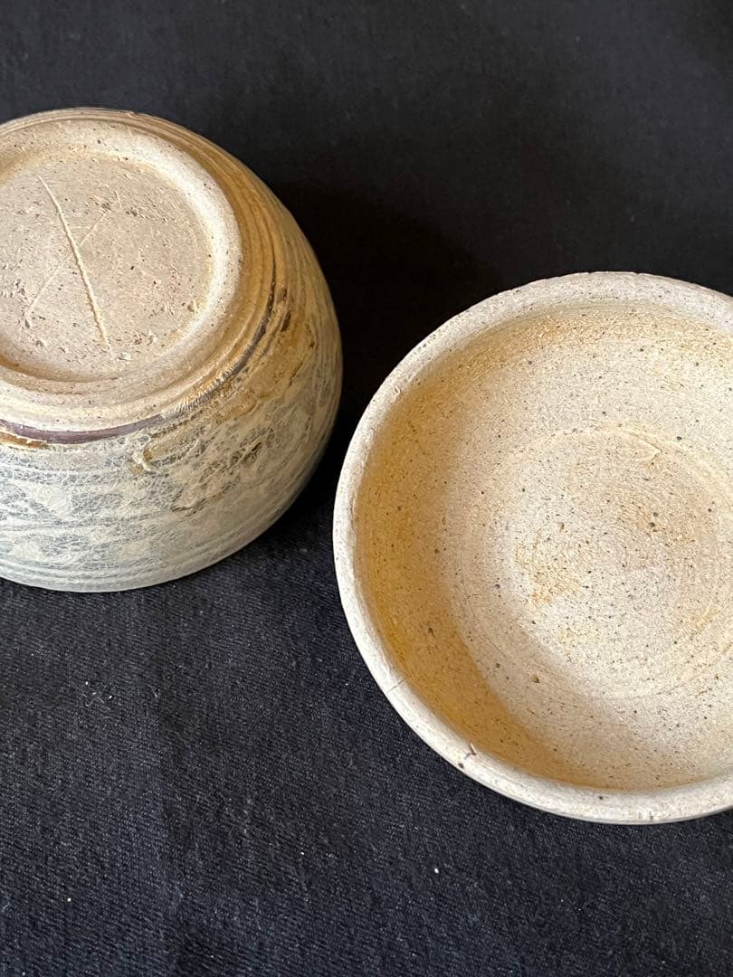 もうレア ！タイスンコロク鉄絵合子 穏やかで丁寧な絵付け 窯印がいい