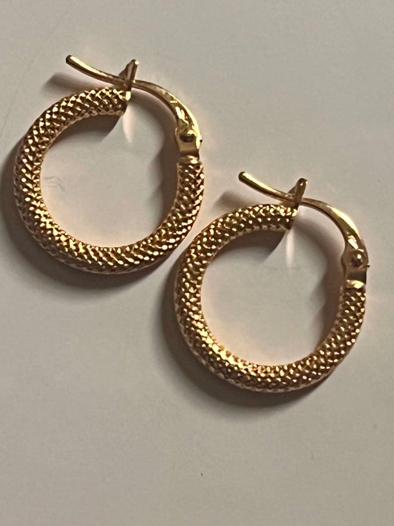 K18(750)ゴールド フープピアス