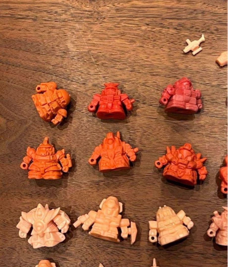 ガンダム＊ ガン消し85個➕付属品セット