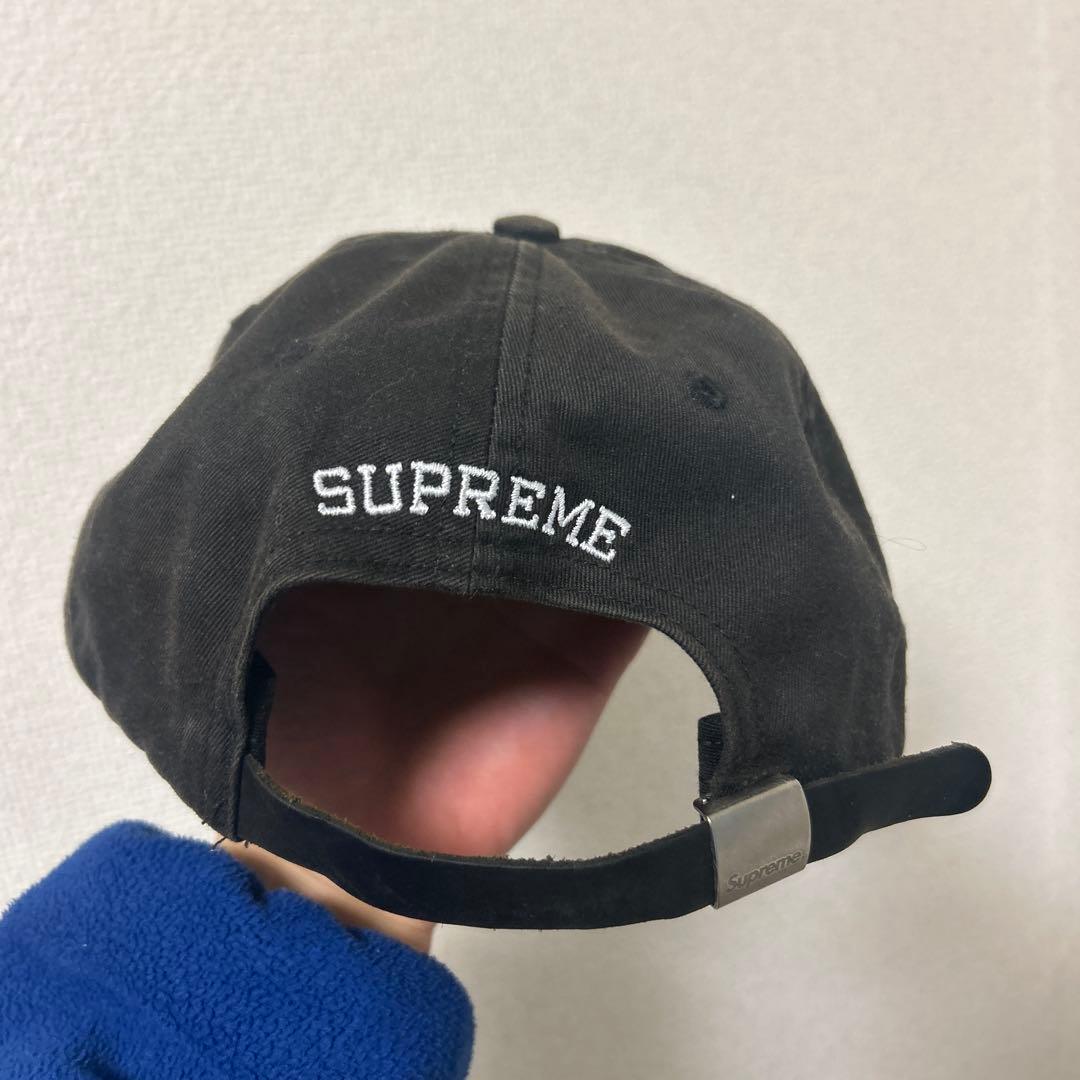 SUPREME ブラック ベースボールキャップ