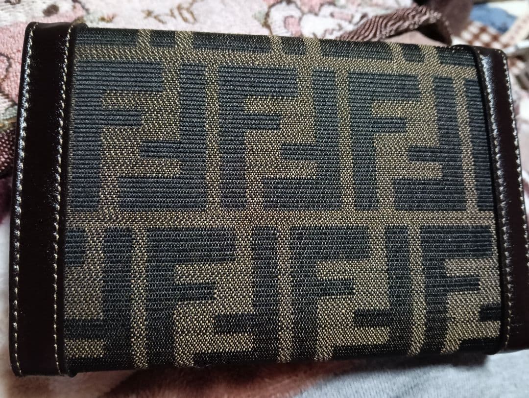 FENDI 三つ折り財布 ブラウン