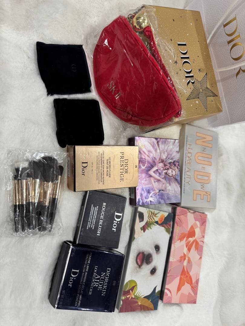 化粧品１２点まとめ売り！ディオール、シャネルその他コスメなど【新品ポーチ付き❣️】