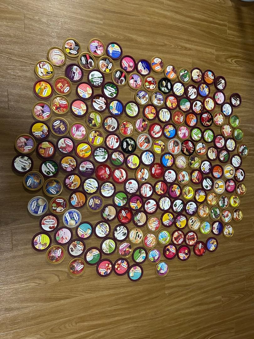 ハーゲンダッツ　蓋　174枚（86種類×2と重複が1種類）