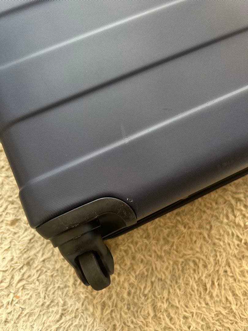 無印良品 キャリーケース バーを自由に調節できる ハード スーツケース 63L