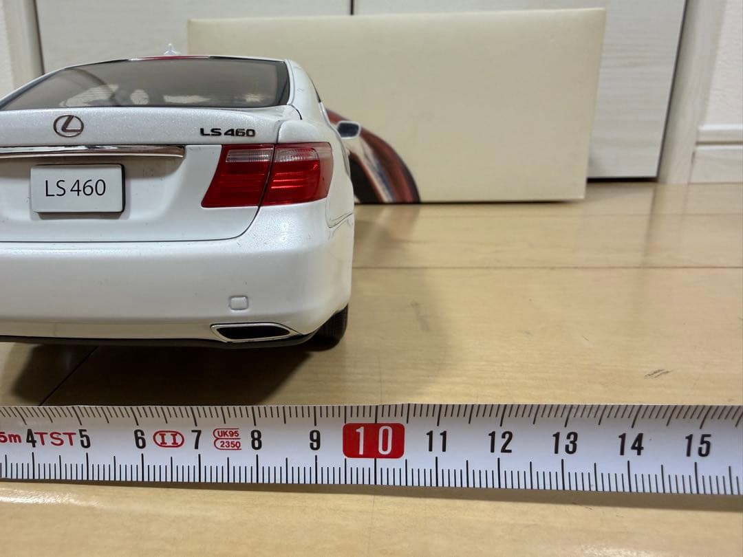 【希少】NOREV ノレブ 1/18 レクサス LS460 ミニカー