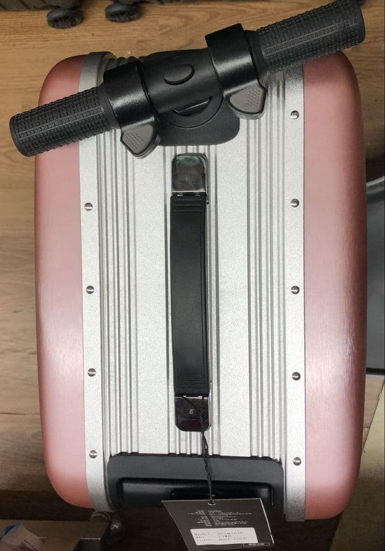 電動スーツケース　HANZON 乗れるTSAロック付きキャリーケース